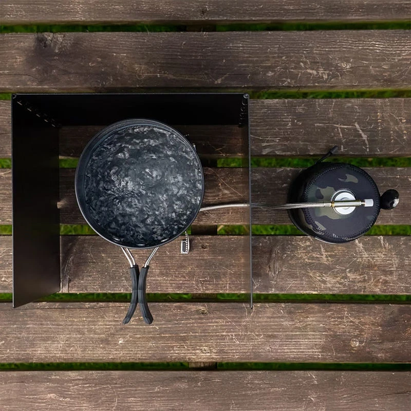 CarpLife Night Forge Stove Shield